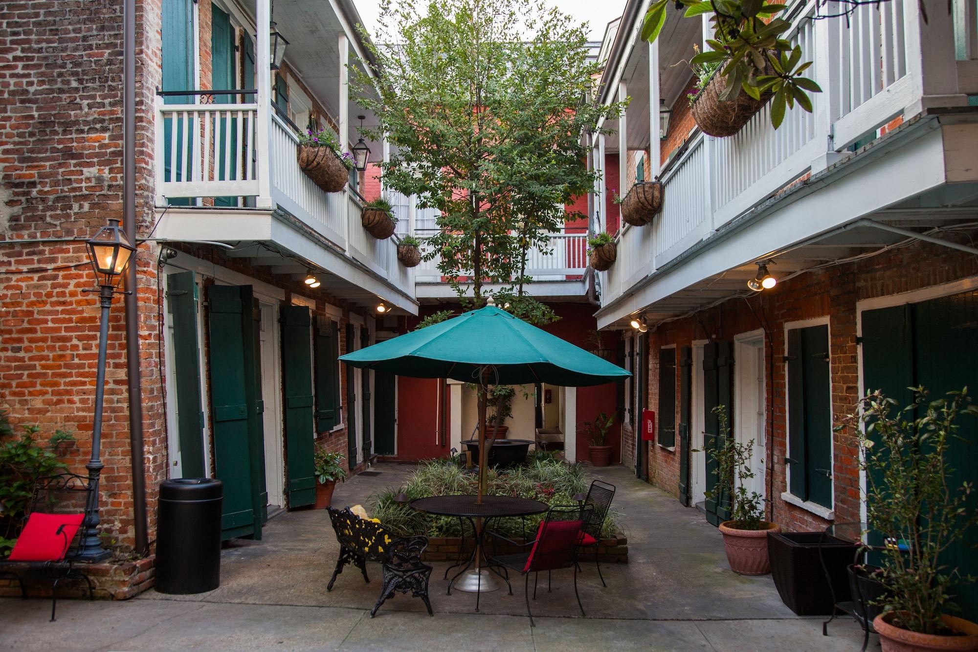 ניו אורלינס Hotel St. Pierre French Quarter מראה חיצוני תמונה