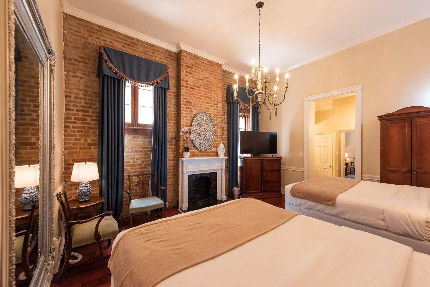 ניו אורלינס Hotel St. Pierre French Quarter מראה חיצוני תמונה