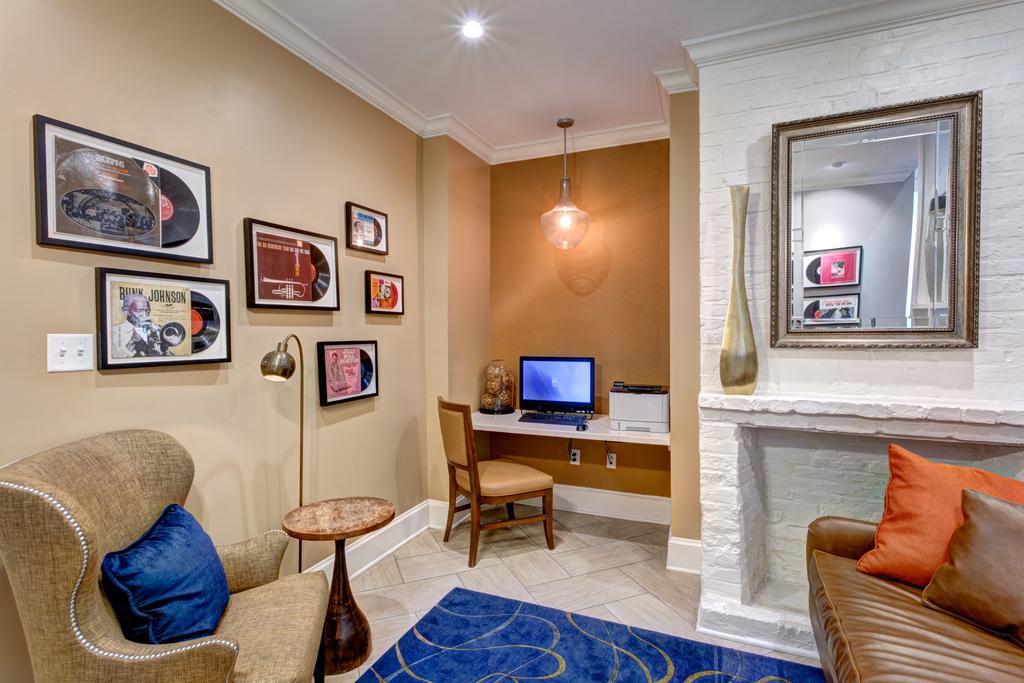 ניו אורלינס Hotel St. Pierre French Quarter מראה חיצוני תמונה